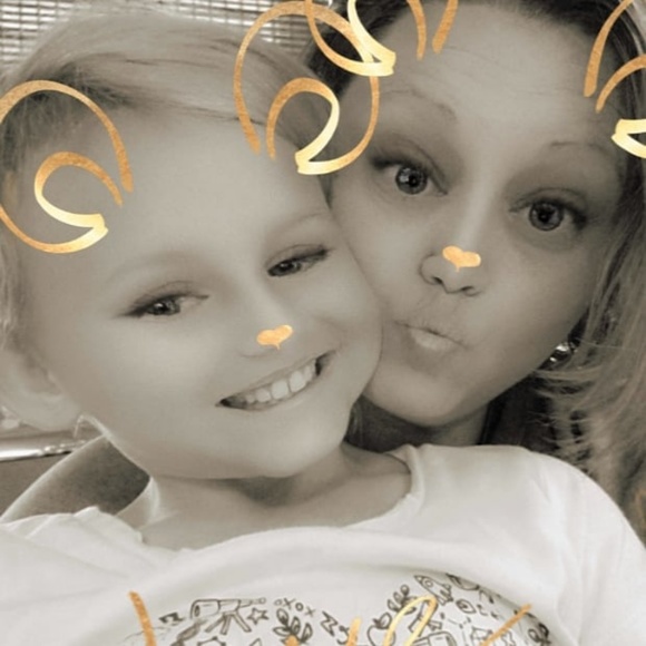 Meet your Posher, Selene - Picture 1 of 1